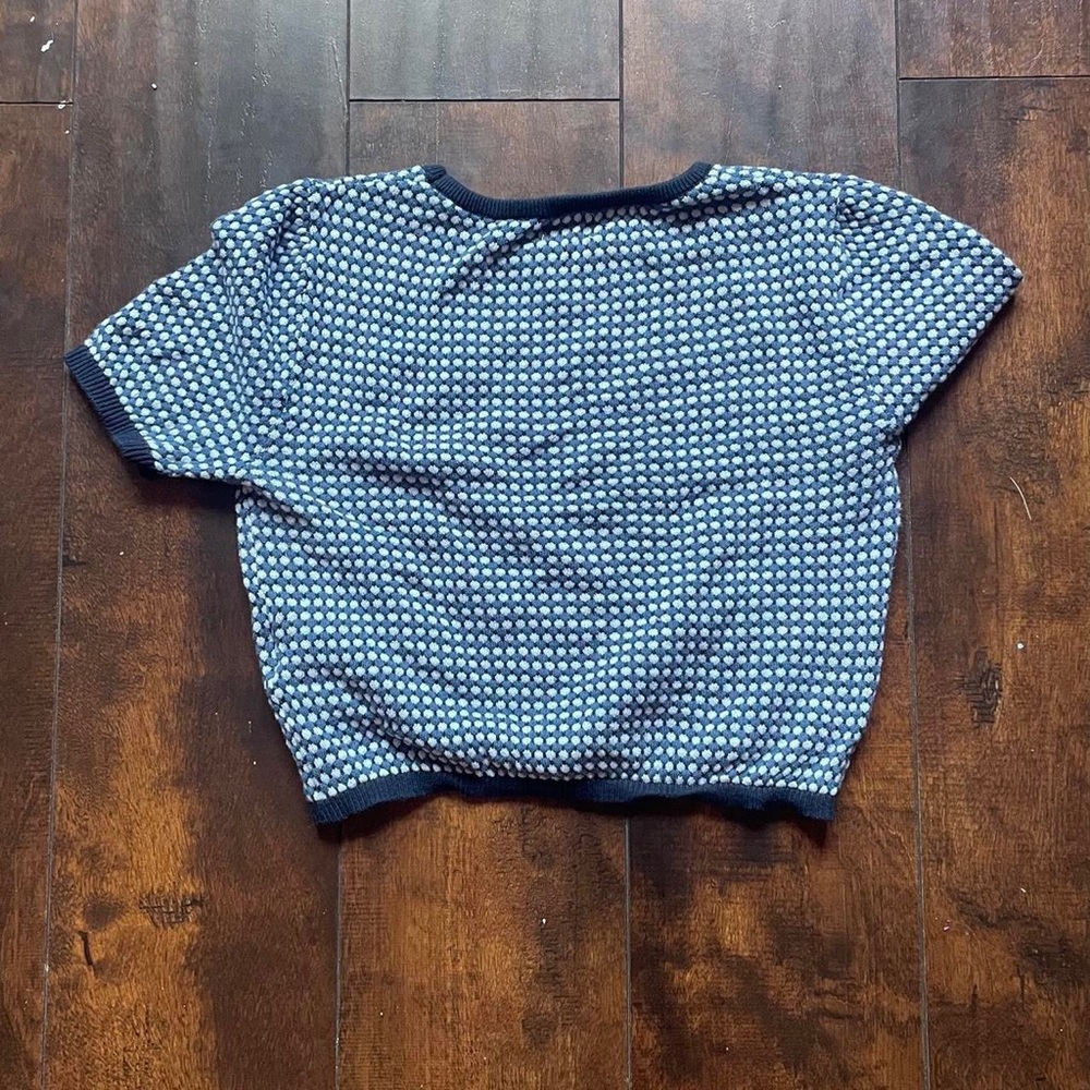 COTTON Blue polkadot top!!